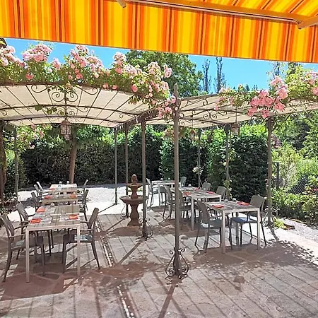 Le Relais De Отель Ceilhes-et-Rocozels