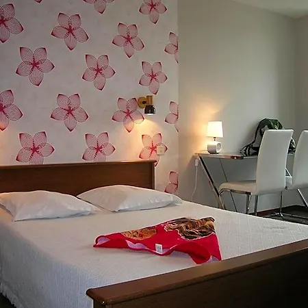Le Relais De Отель