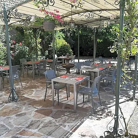 Le Relais De
